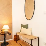 Priolo In - 5th Floor Appartement