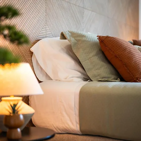 Priolo In - 5th Floor *